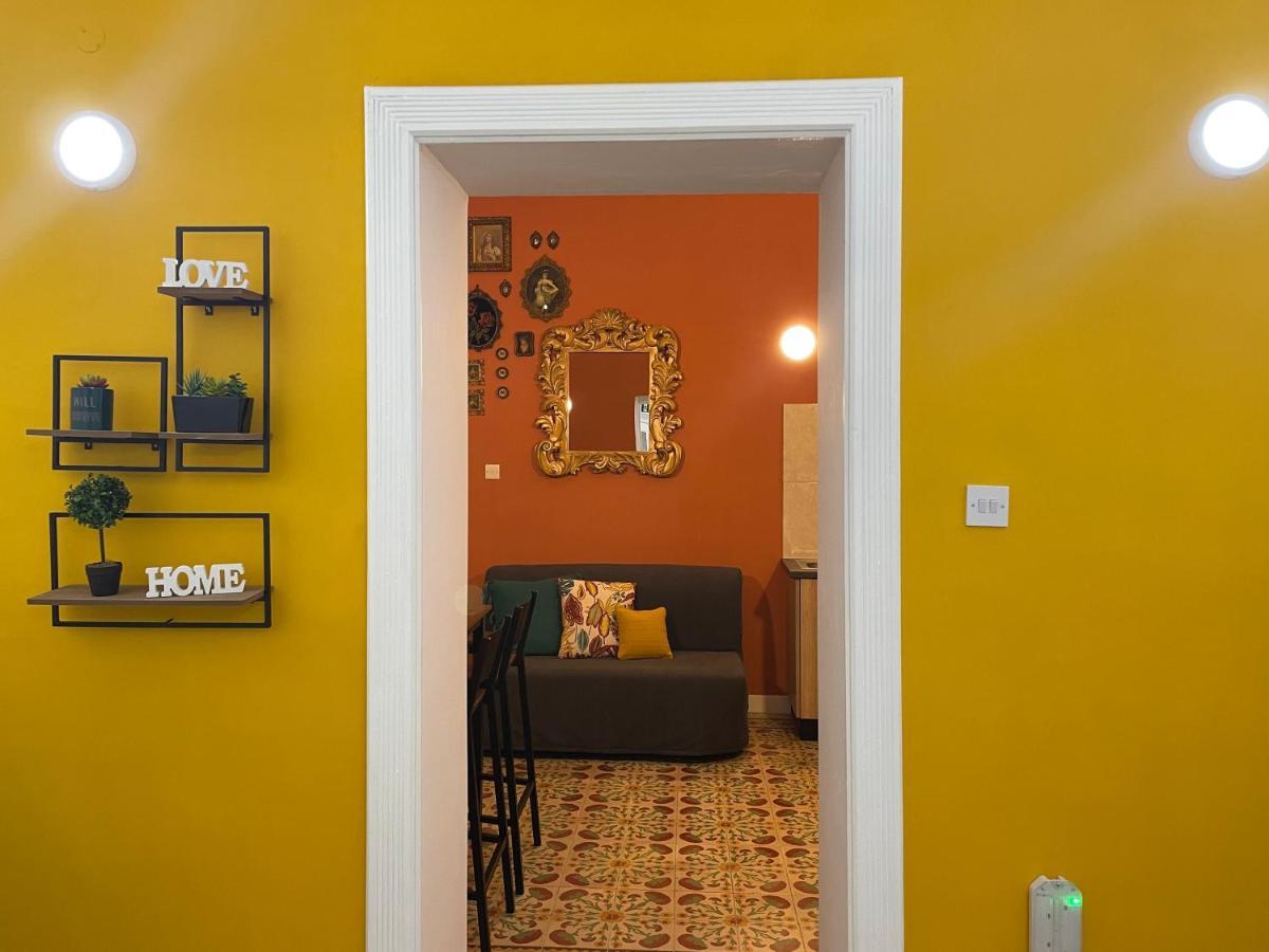 Parisio One Bedroom Maisonette In Sliema Bagian luar foto