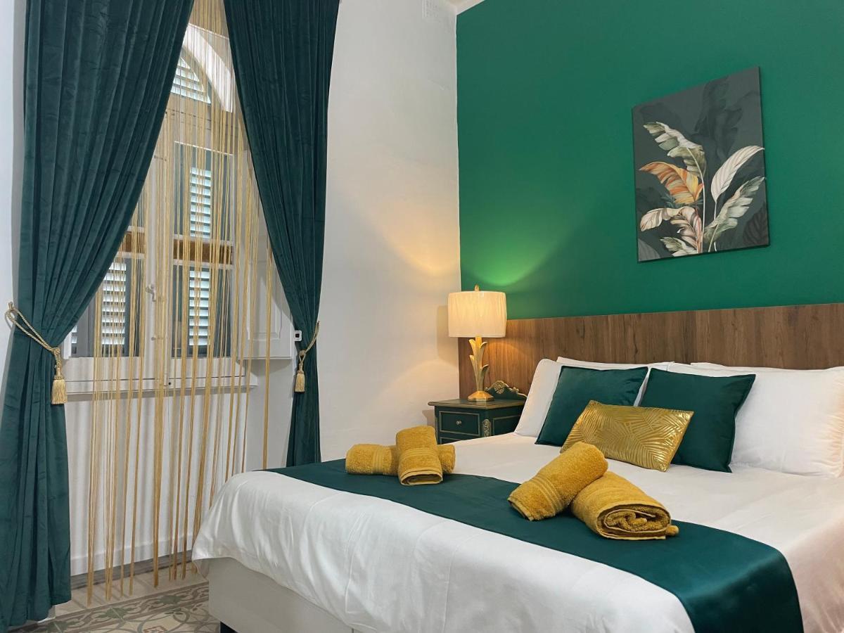 Parisio One Bedroom Maisonette In Sliema Bagian luar foto